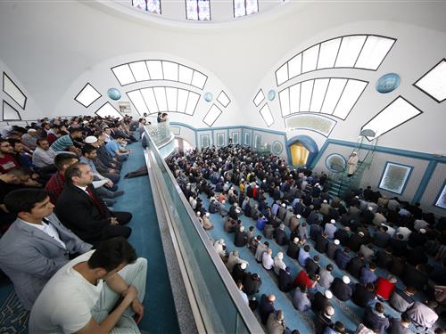 Karabük Üniversitesi Camii I Cuma Hutbesi I 27.04.2016
