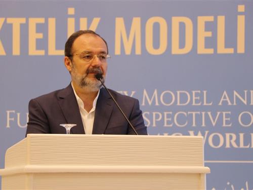İSLAM DÜNYASI BİRLİKTELİK MODELİ VE GELECEK PERSPEKTİFİ AÇILIŞ KONUŞMASI