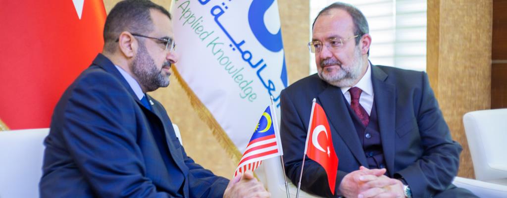 EVRENSEL BARIŞIN KURUCUSU HZ. PEYGAMBERİN MİRASI SEMPOZYUMU