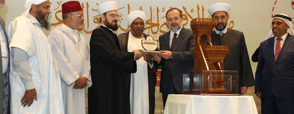 MEHMET GÖRMEZ'E MİNBER-İ AKSA ÖZEL ÖDÜLÜ VERİLDİ