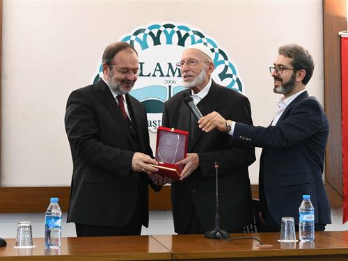 İslam Dünyasının İlme ve Alime Olan İhtiyacı