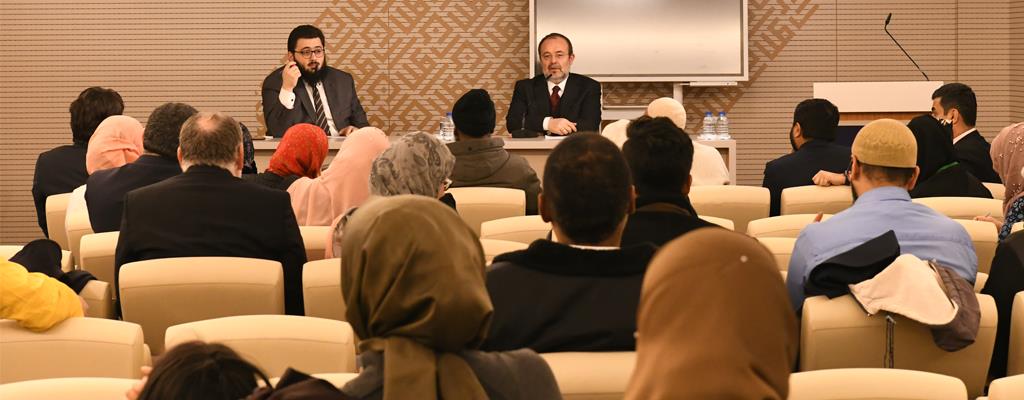 GÖRMEZ, ABD'DE ÜNİVERSİTELERDE GÖREV YAPAN DİN GÖREVLİLERİNE HİTAP ETTİ