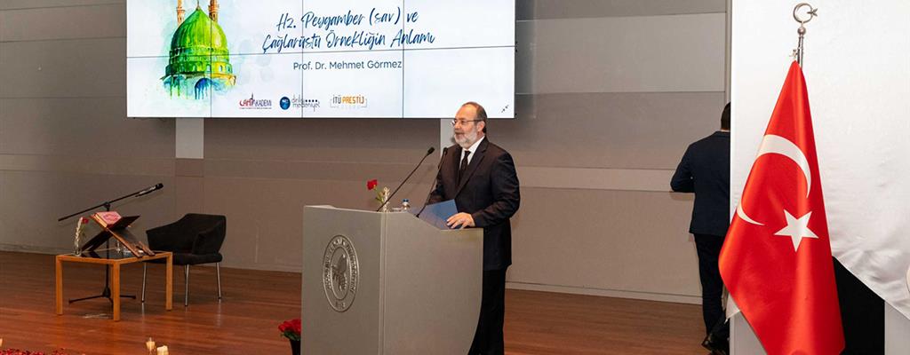 Prof. Dr. Mehmet Görmez İstanbul Teknik Üniversitesi öğrencileriyle Mevlid-i Nebi programı vesilesiyle bir araya geldi.